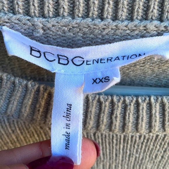 BCBG Generation | Grey Crop Top Sweater - XXS - Picture 4 of 4